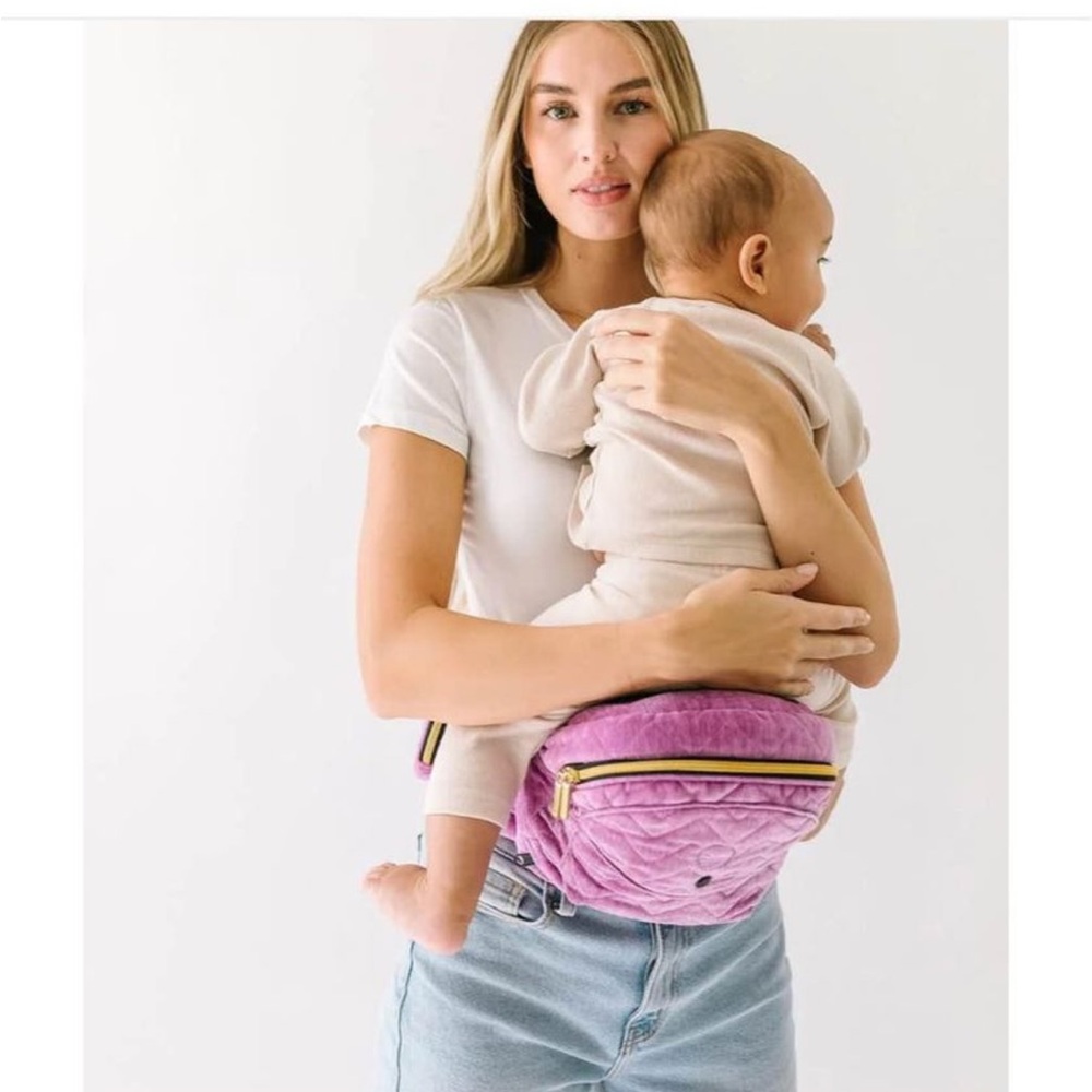 Tushbaby Hip Carrier/Orchard